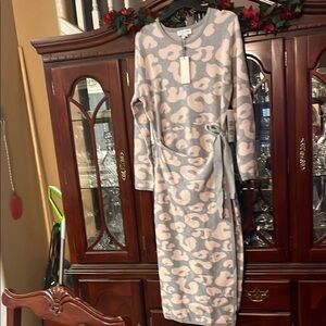 Never fully dressed size XL Gray and Pink Patterned Women's Dress